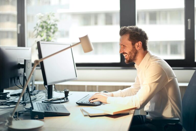 Marketing i sprzedaż w jednym CRM: gdzie postawić granicę