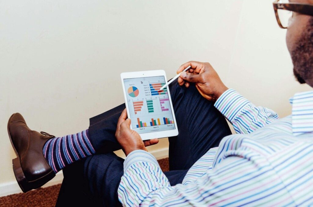 Quarterly Business Reviews: A Simple Format for Small B2B Teams